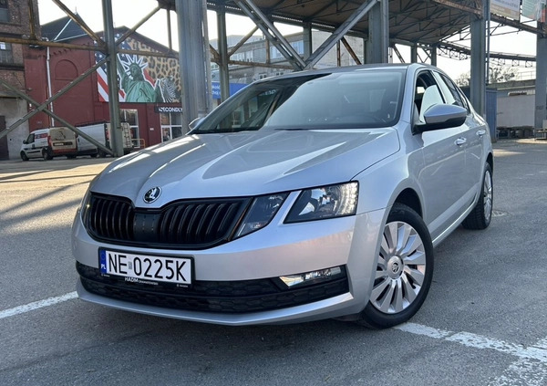 Skoda Octavia cena 41300 przebieg: 203000, rok produkcji 2018 z Elbląg małe 191